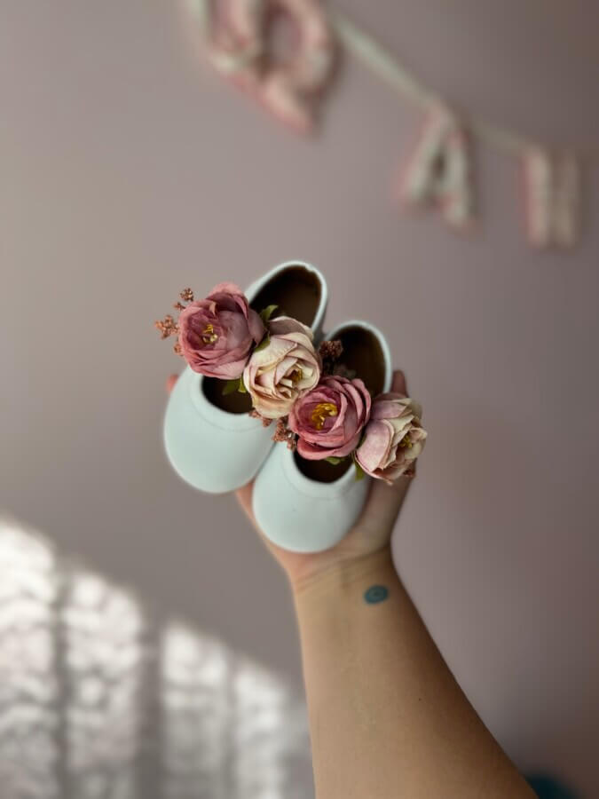Floral δερμάτινες μπαλαρίνες λευκές