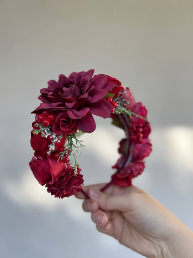 “Merry & Bright” χειροποίητη flower crown - Image 3