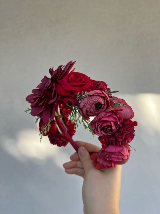 “Merry & Bright” χειροποίητη flower crown - Image 4